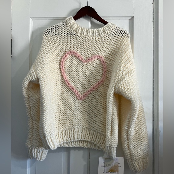 NWT Chicwish Chunky Heart Sweater - Picture 2 of 4